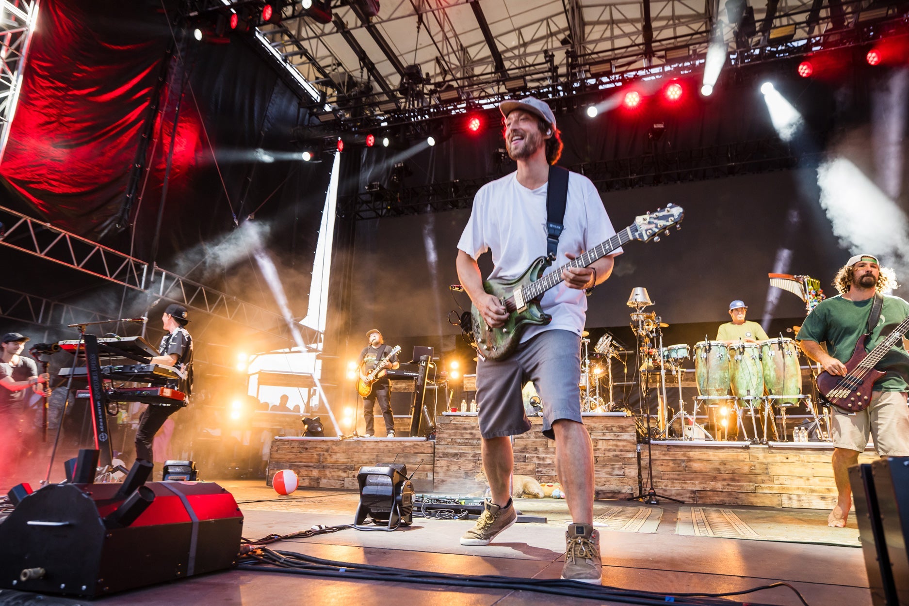 Stick Figure x Levitate