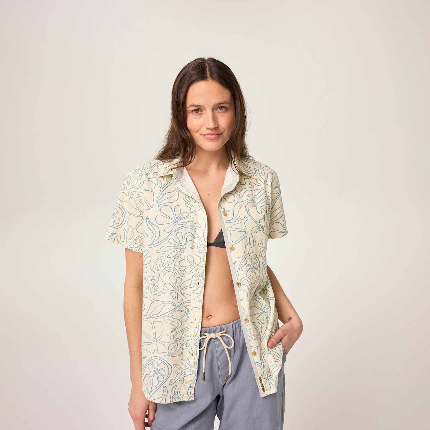 Women's Cantina Shirt - Levitate