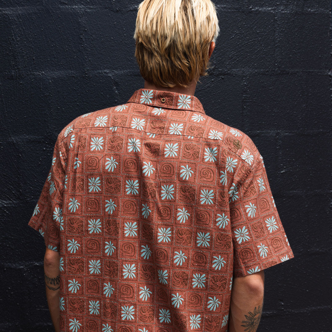 Men's Beach Cantina Shirt