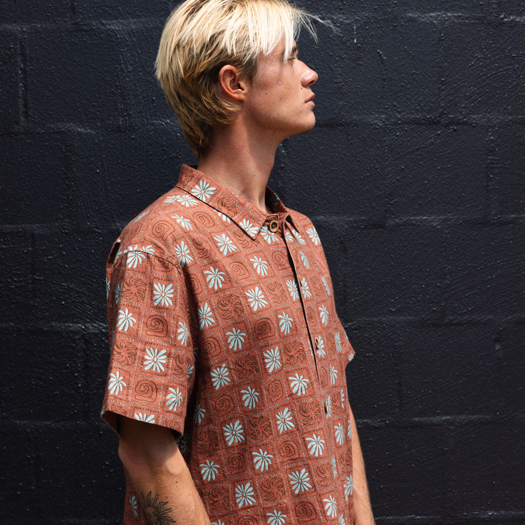 Men's Beach Cantina Shirt