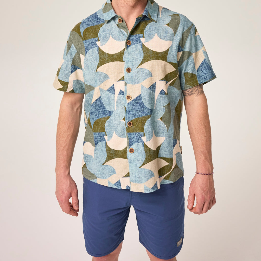 Men's Beach Cantina Shirt - Levitate