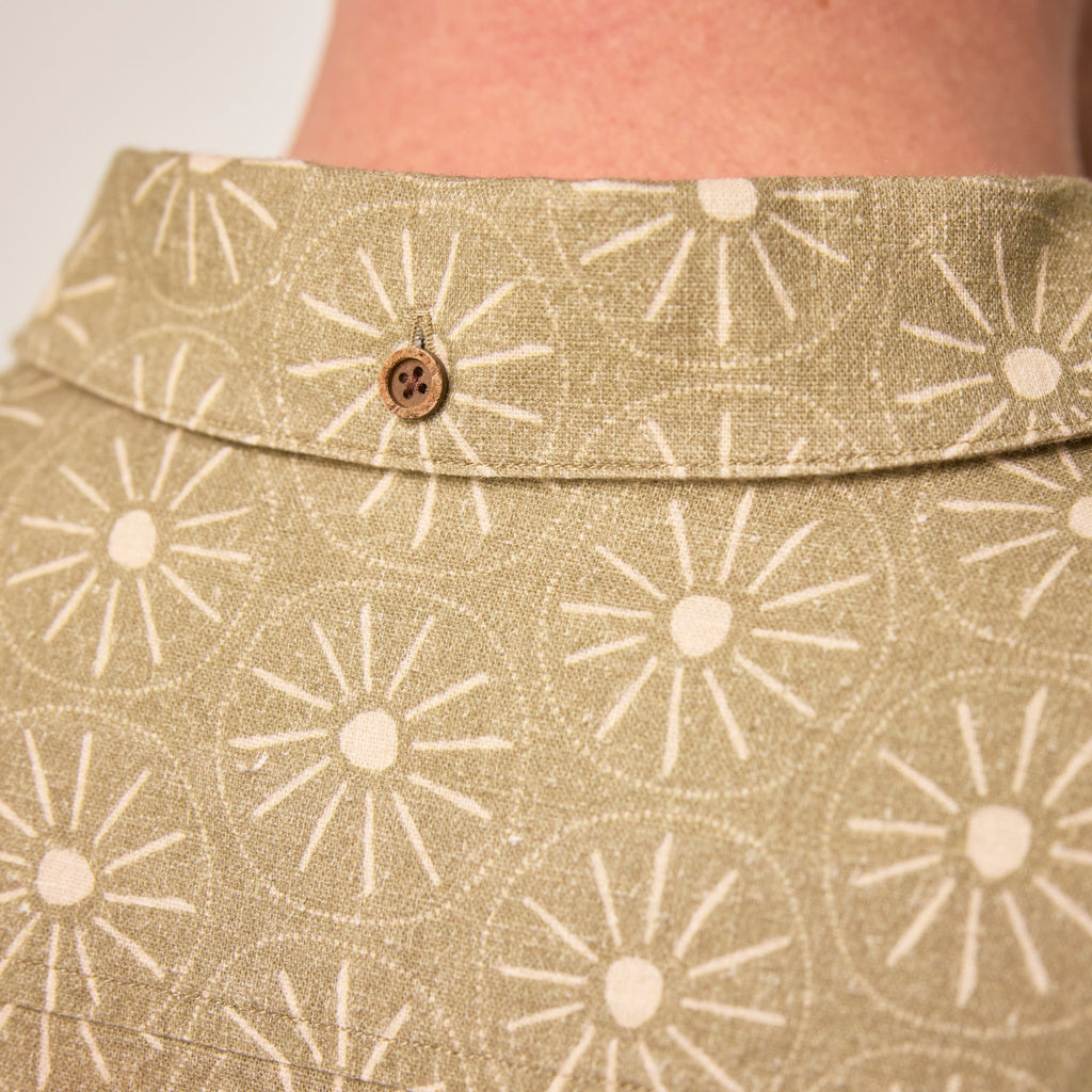Men's Beach Cantina Shirt - Levitate