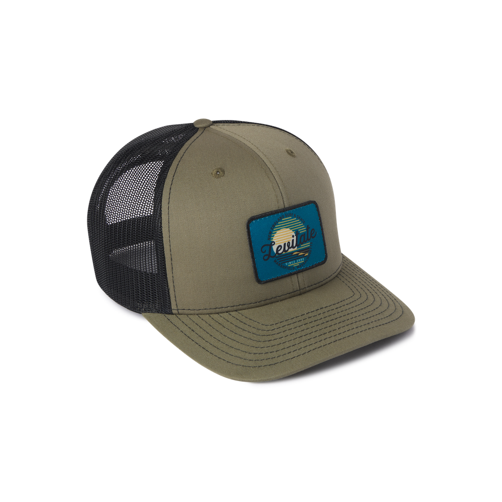 Sunset Break Trucker - Levitate