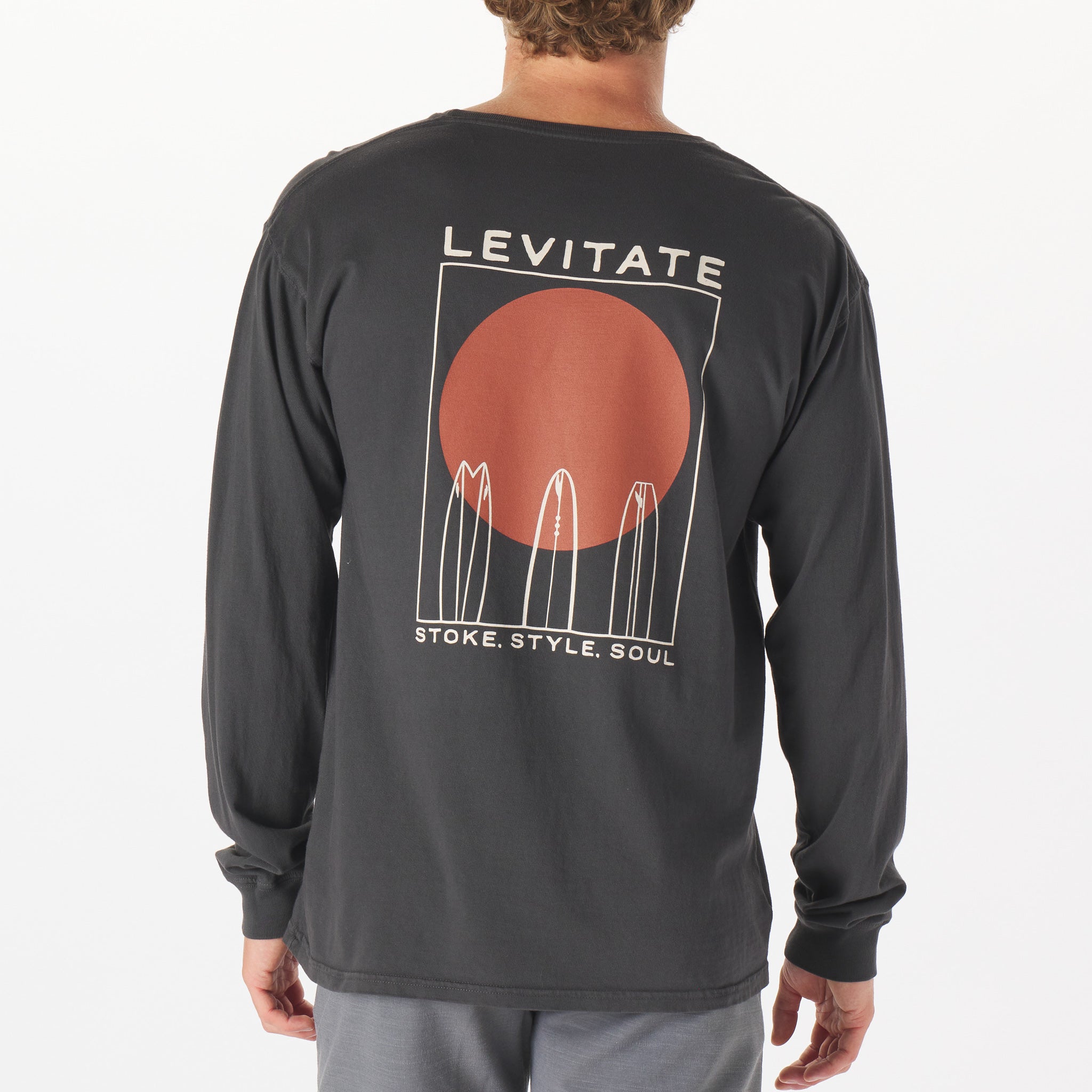 Quiver L/S - Levitate